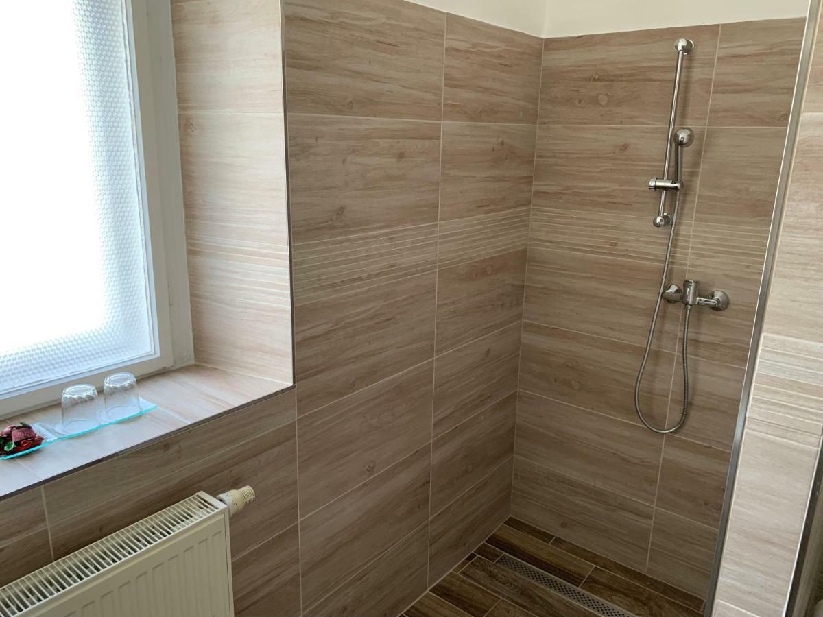 Apartman Alesta Bruntal Ngoại thất bức ảnh